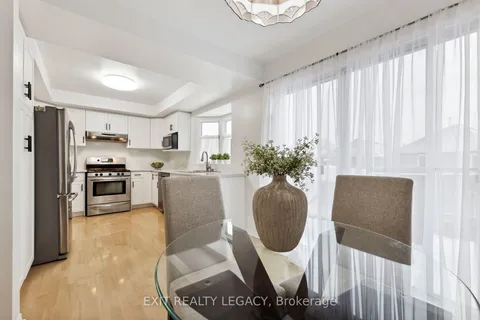 1586 Heathside Cres, Pickering, ON L1V 5W9