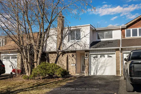 738 Edgewood Rd, Pickering, ON L1V 2Z6