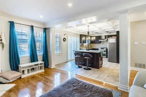 61 Keeble Cres, Ajax, ON L1T 3R7