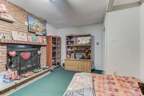 123 Preston St, Toronto, ON M1N 3N4