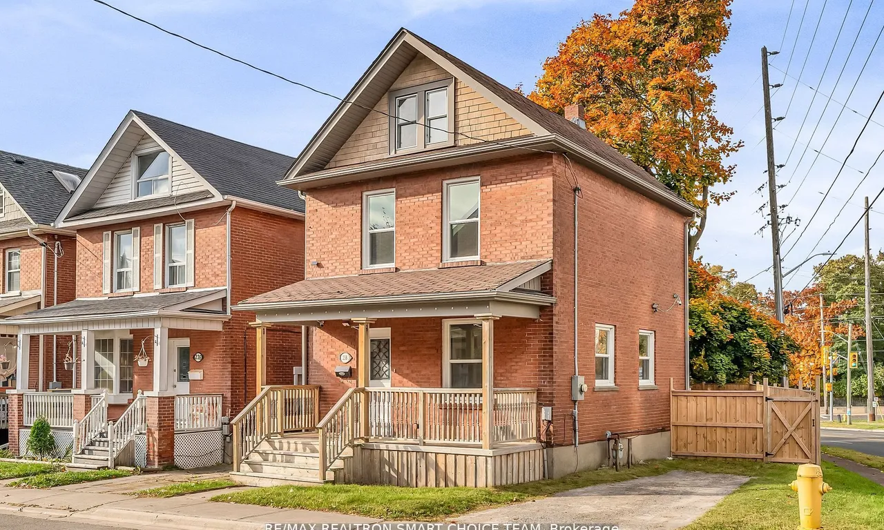 238 Dearborn Ave, Oshawa, ON L1G 4Z4