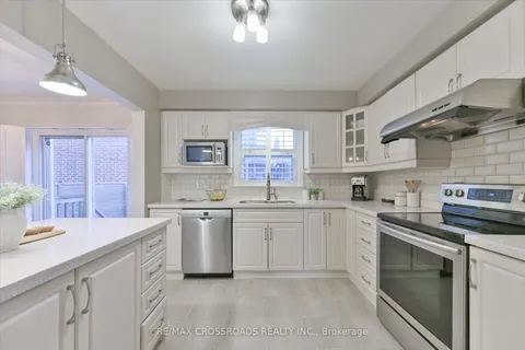 776 Danforth Rd, Toronto, ON M1K 1G8