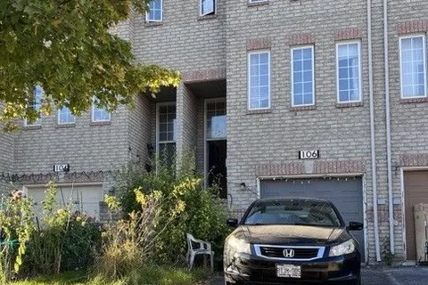 106 Conn Smythe Dr, Toronto, ON M1J 3P5