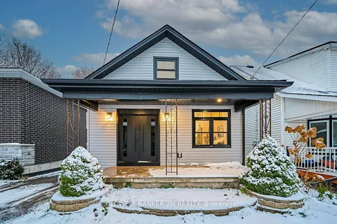 107 Cromwell Ave, Oshawa, ON L1J 4T5