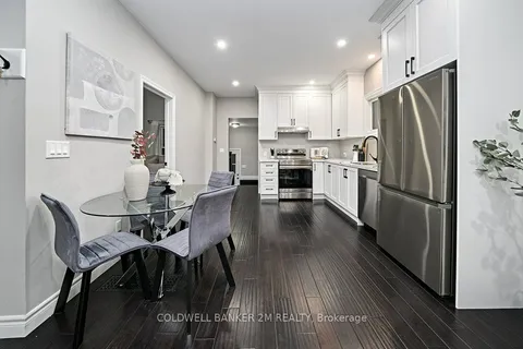 107 Cromwell Ave, Oshawa, ON L1J 4T5