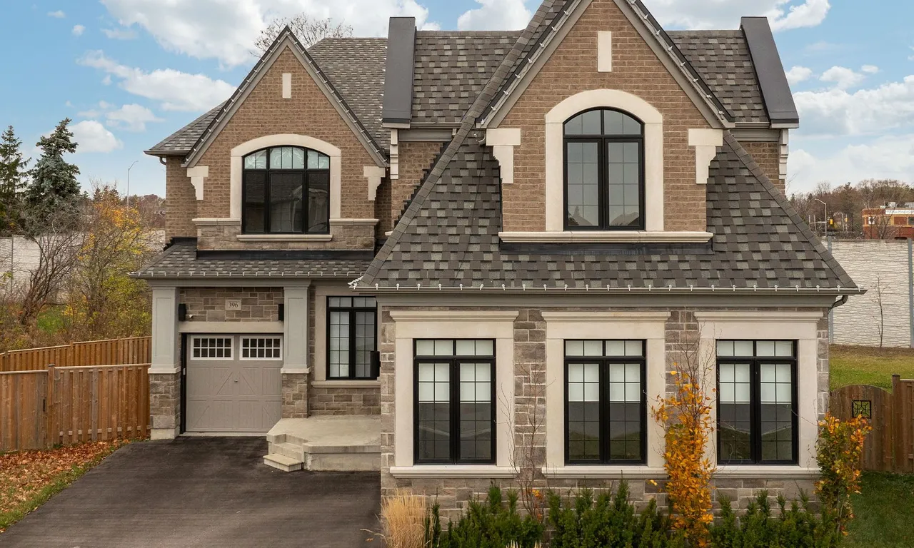 396 Frontier Crt, Pickering, ON L1W 4A9