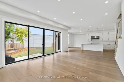 396 Frontier Crt, Pickering, ON L1W 4A9