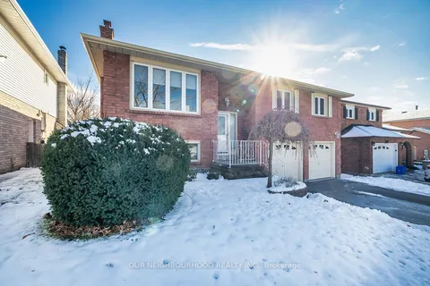 913 Copperfield Dr, Oshawa, ON L1K 1S3