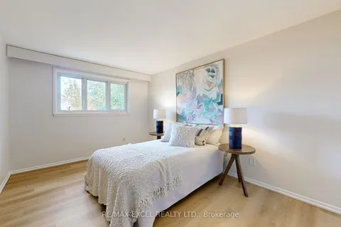 73 Ardgowan Cres, Toronto, ON M1V 1B4