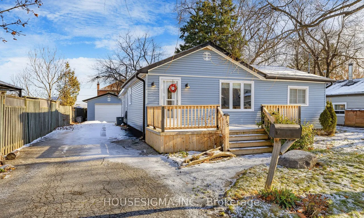 745 Marksbury Rd, Pickering, ON L1W 2T5