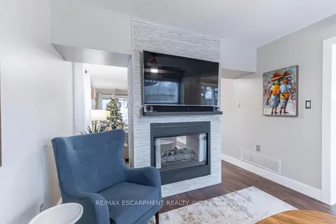 69 Vail Meadows Cres, Clarington, ON L1C 4T2