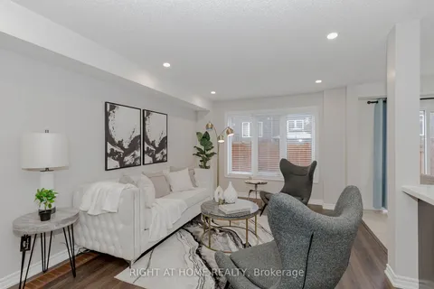 2447 Hill Rise St, Oshawa, ON L1L 0J5