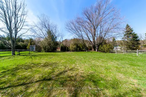 2414 Holt Rd, Clarington, ON L1C 6G5