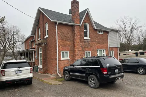 63 Jackman Rd, Clarington, ON L1C 2E2