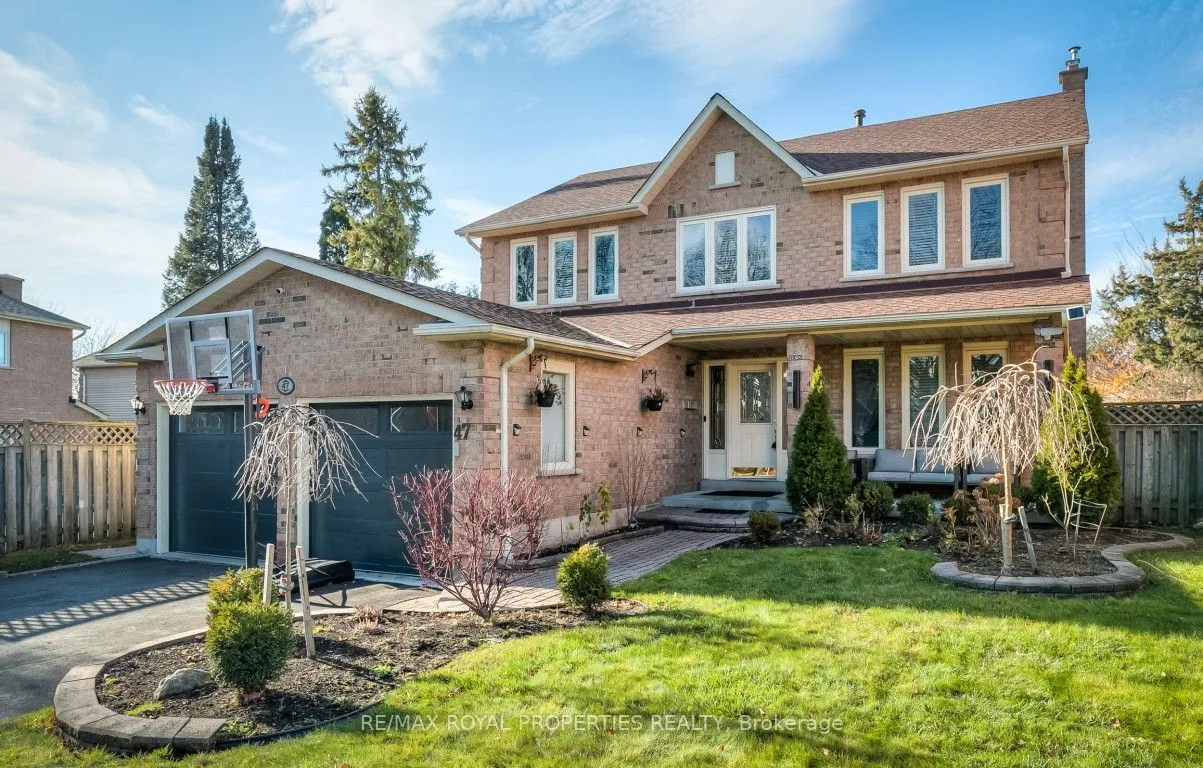 47 Butterfield Cres, Whitby, ON L1R 1K5