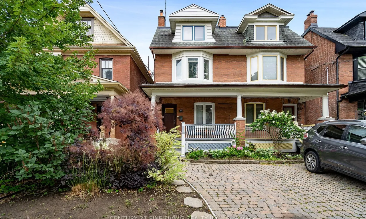 35 Columbine Ave, Toronto, ON M4L 1P4