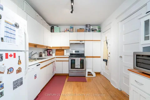 35 Columbine Ave, Toronto, ON M4L 1P4