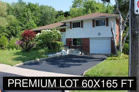 227 Rossland Rd, Oshawa, ON L1G 2W9
