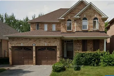 1880 Falconwood Way, Pickering, ON L1V 7C3