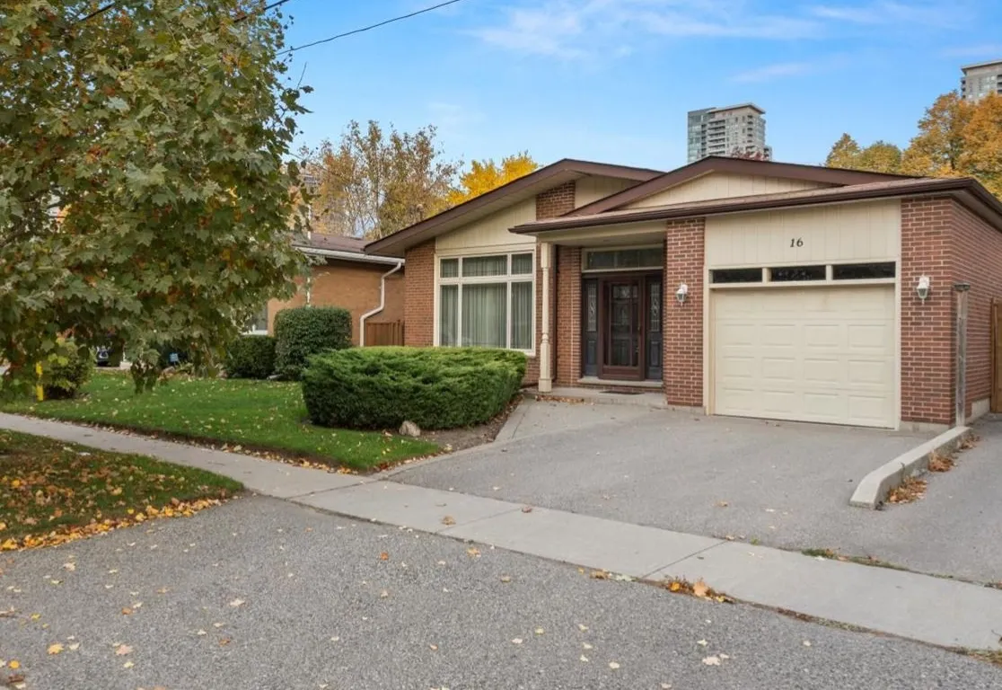 16 Aspendale Dr, Toronto, ON M1P 4J6