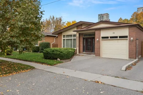 16 Aspendale Dr, Toronto, ON M1P 4J6