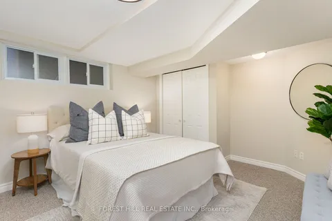 6 Craiglee Dr, Toronto, ON M1N 2L6