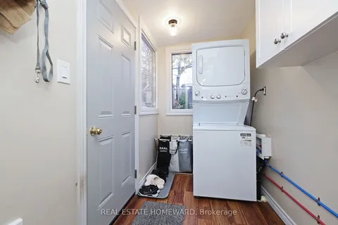 363 Highfield Rd, Toronto, ON M4L 2V7