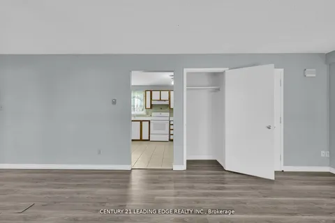 2 Kingsway Gate, Clarington, ON N8M 3C2