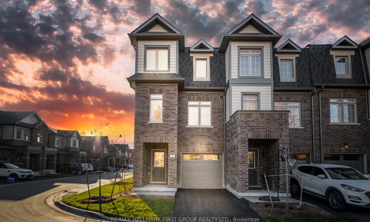 23 Senay Circ, Clarington, ON L1E 2S2