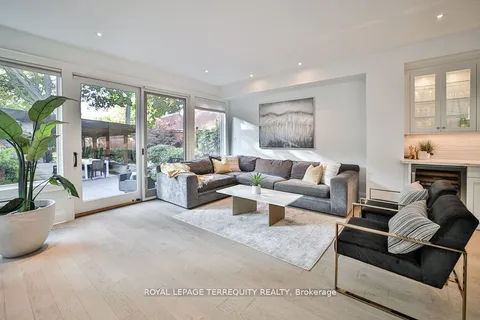 84 Blantyre Ave, Toronto, ON M1N 2R5