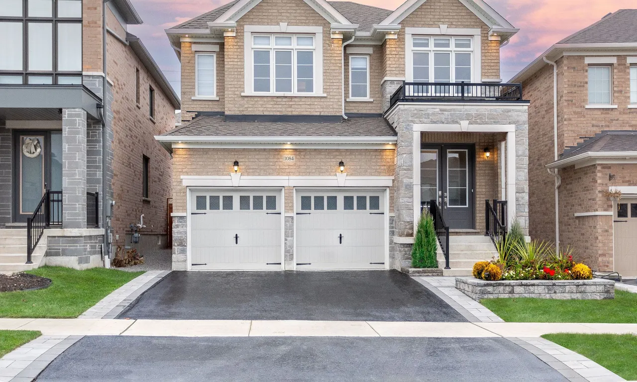 1084 Orenda St, Pickering, ON L1X 0G5