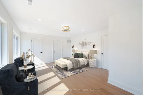 49 Greendowns Dr, Toronto, ON M1M 2G6