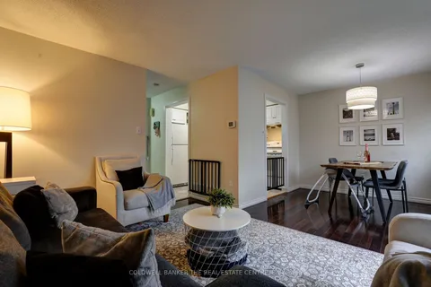 39 Carnelly Cres, Ajax, ON L1T 2H5