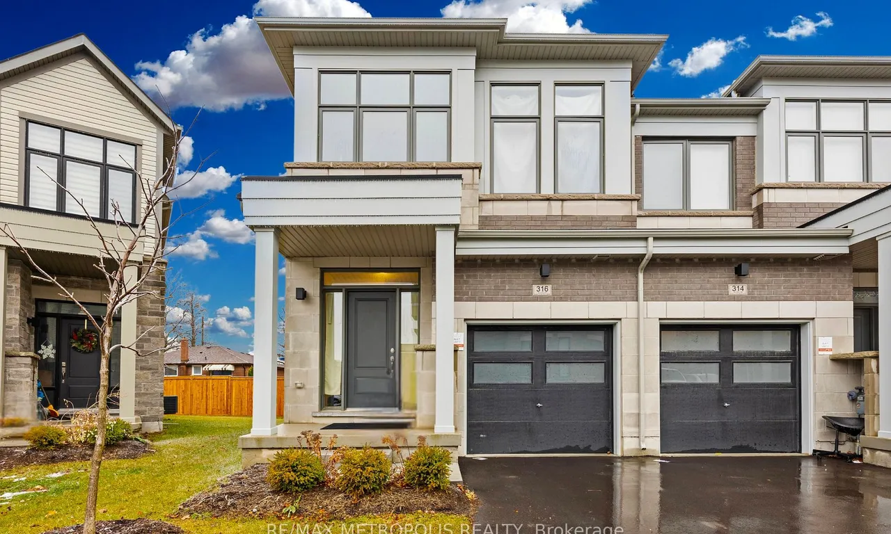 316 Okanagan Path, Oshawa, ON L1H 0A7