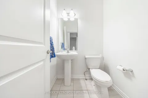 316 Okanagan Path, Oshawa, ON L1H 0A7