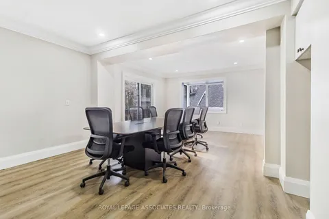 515 Kingston Rd, Ajax, ON L1S 6M1