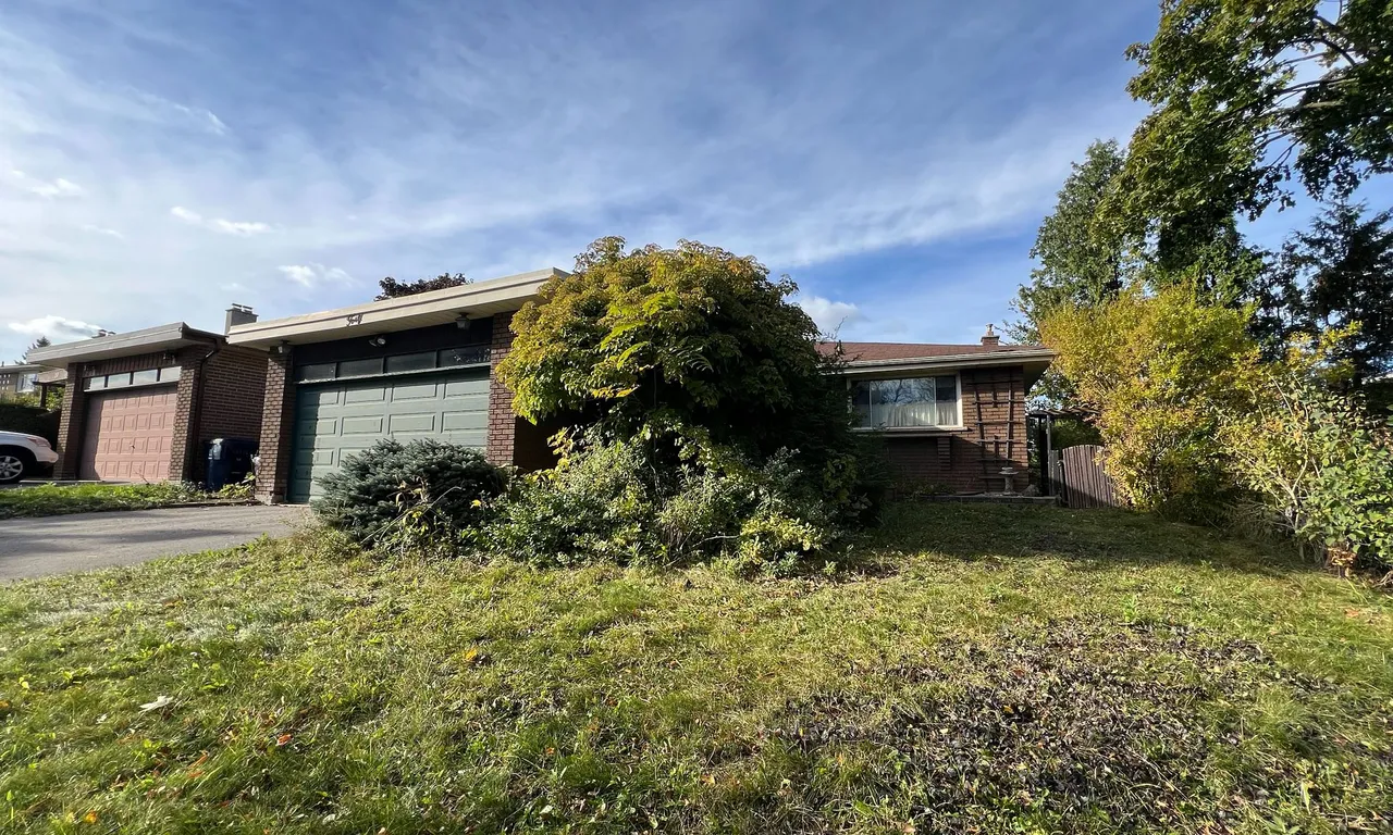 40 Redcastle Cres, Toronto, ON M1T 1V3