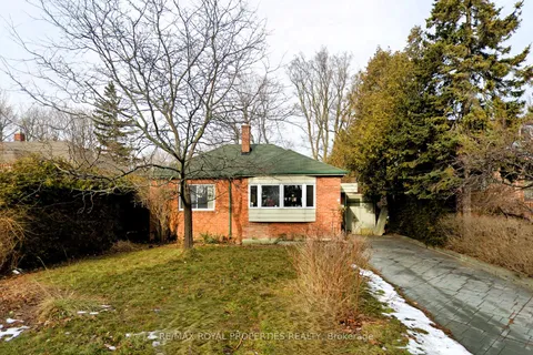 12 Cliffcrest Dr, Toronto, ON M1M 2K2