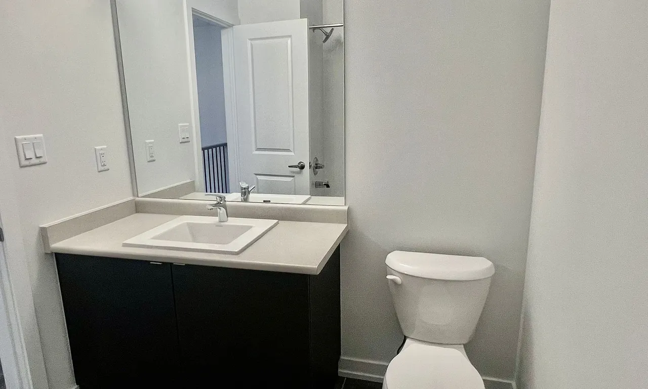 Att/Row/Twnhouse interior view at 18 Akil Thomas Gdns Toronto