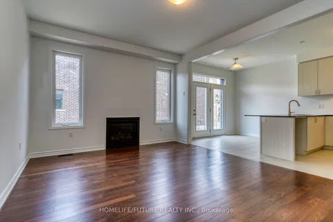 1481 Mockingbird Sq, Pickering, ON L1X 0N8
