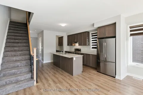 27 Assunta Lane, Clarington, ON L1C 0E1