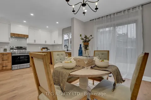 1125 Venus Cres, Oshawa, ON L1J 6E2