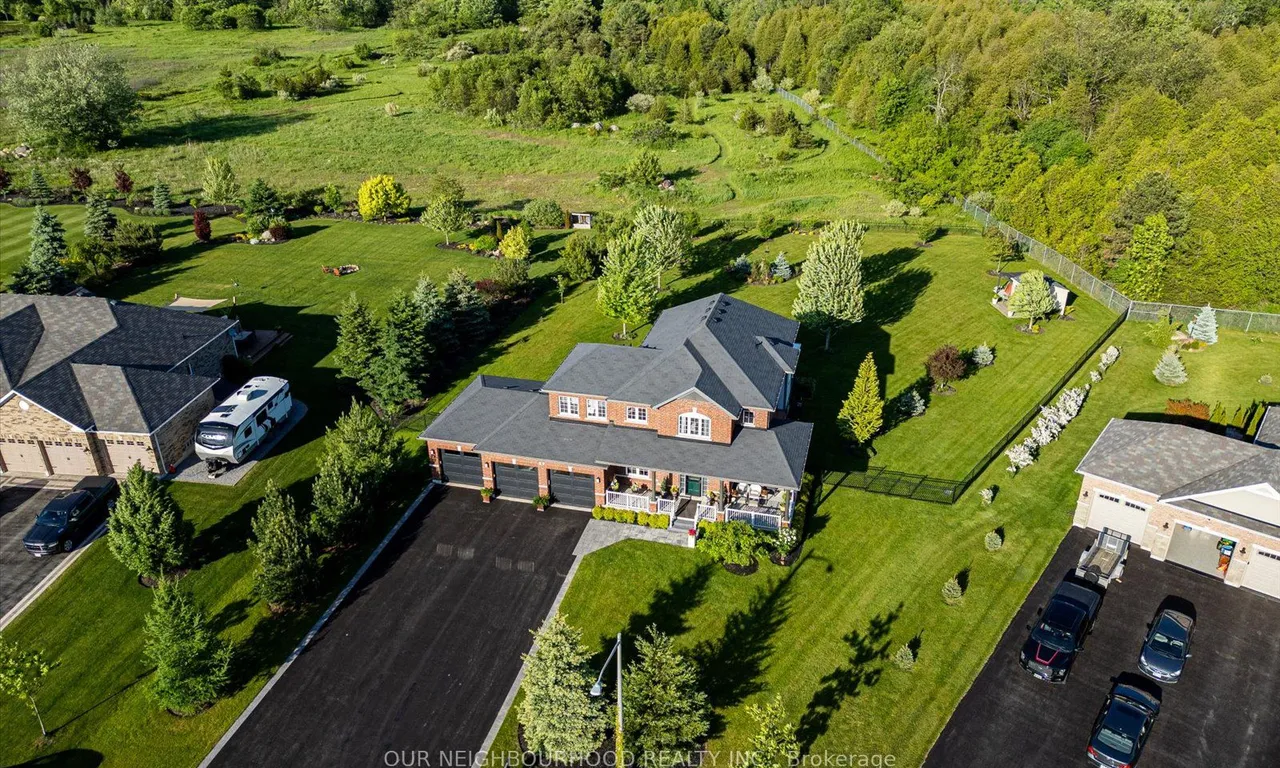 27 Charles Tilley Cres, Clarington, ON L0A 1J0
