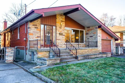 906 Kennedy Rd, Toronto, ON M1K 2E8