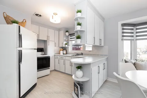 732 Danforth Rd, Toronto, ON M1K 1G5