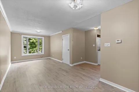 14 Lockhart Gate, Clarington, ON L1C 4L1