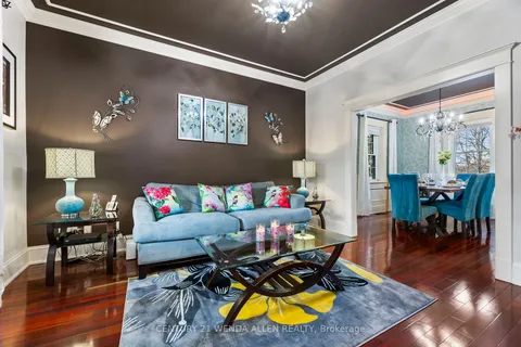 995 Cedar St, Oshawa, ON L1J 3R5