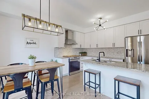 43 Walter Clifford Nesb Dr, Whitby, ON L1P 0G5