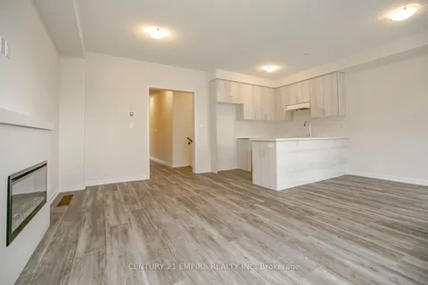 1522 Wheatcroft Dr, Oshawa, ON L1L 0W5