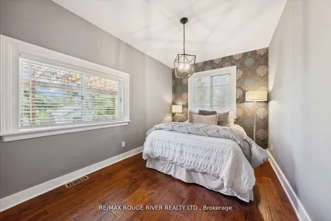 83 Cassels Rd, Whitby, ON L1M 1C6